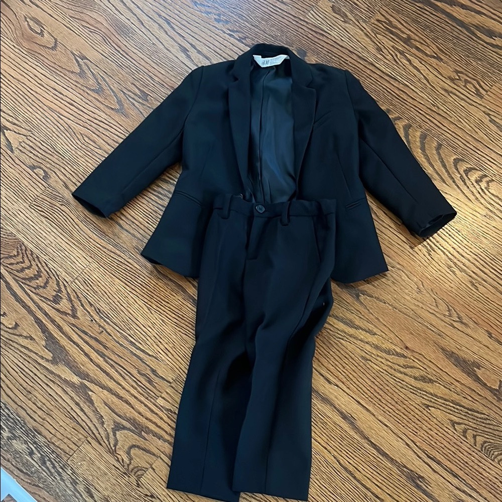 Boys black H&M suit, size 4